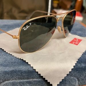 New Hardly Worn Gold Ray-Ban Polarized Sunglasses